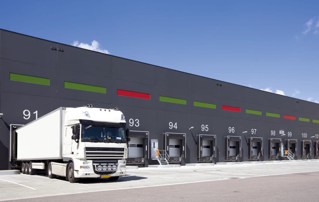 Inventario en un centro de distribución por marca